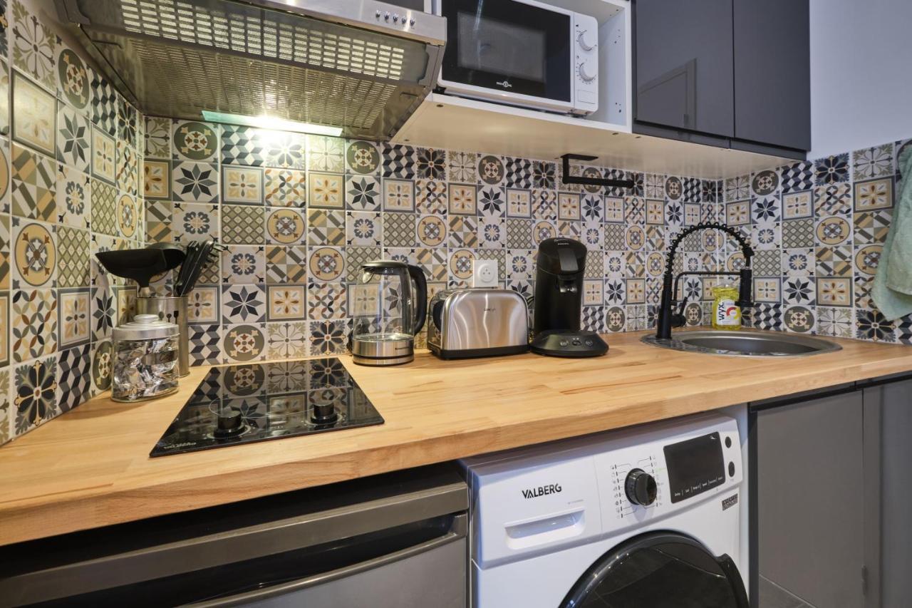 Place Carnot - Studio Tout Equipe Avec Jacuzzi Proche Toutes Commodites Carcassonne Exterior photo