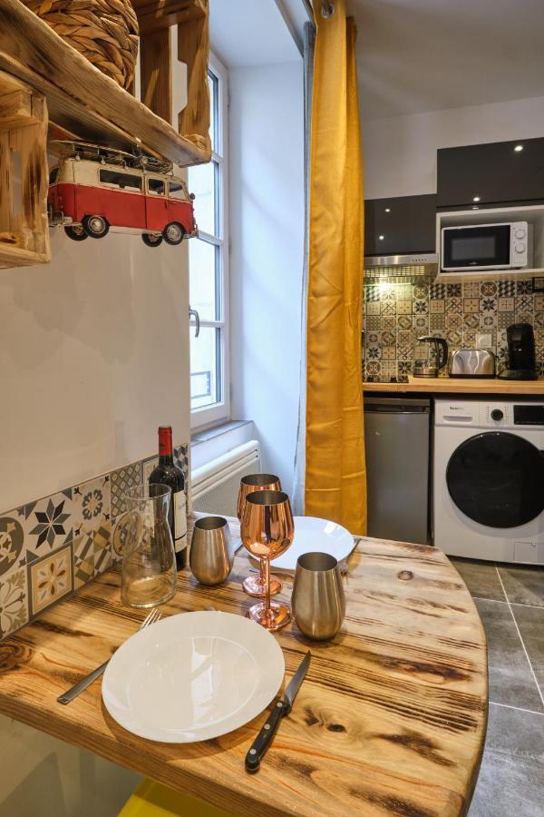 Place Carnot - Studio Tout Equipe Avec Jacuzzi Proche Toutes Commodites Carcassonne Exterior photo