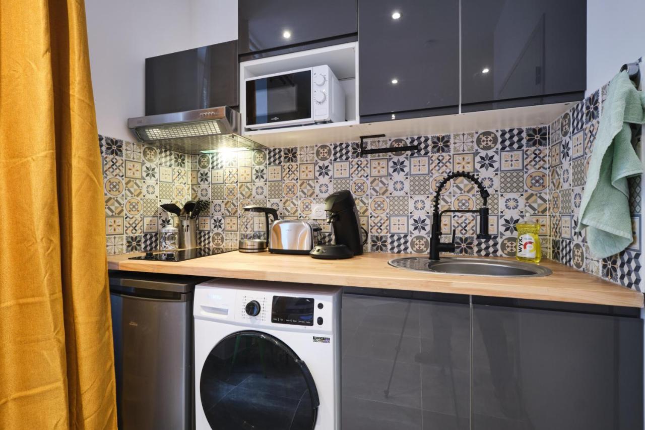 Place Carnot - Studio Tout Equipe Avec Jacuzzi Proche Toutes Commodites Carcassonne Exterior photo