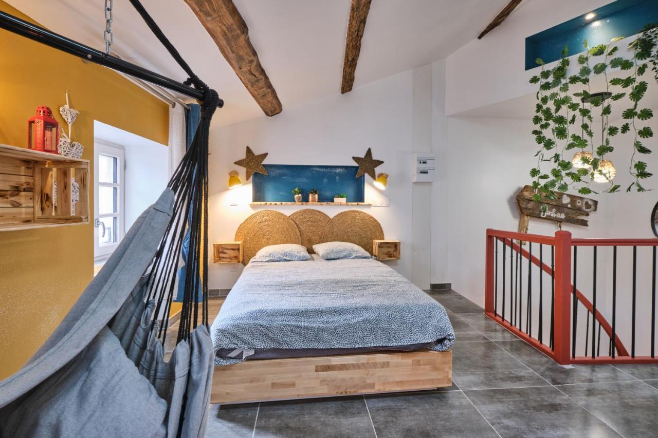 Place Carnot - Studio Tout Equipe Avec Jacuzzi Proche Toutes Commodites Carcassonne Exterior photo