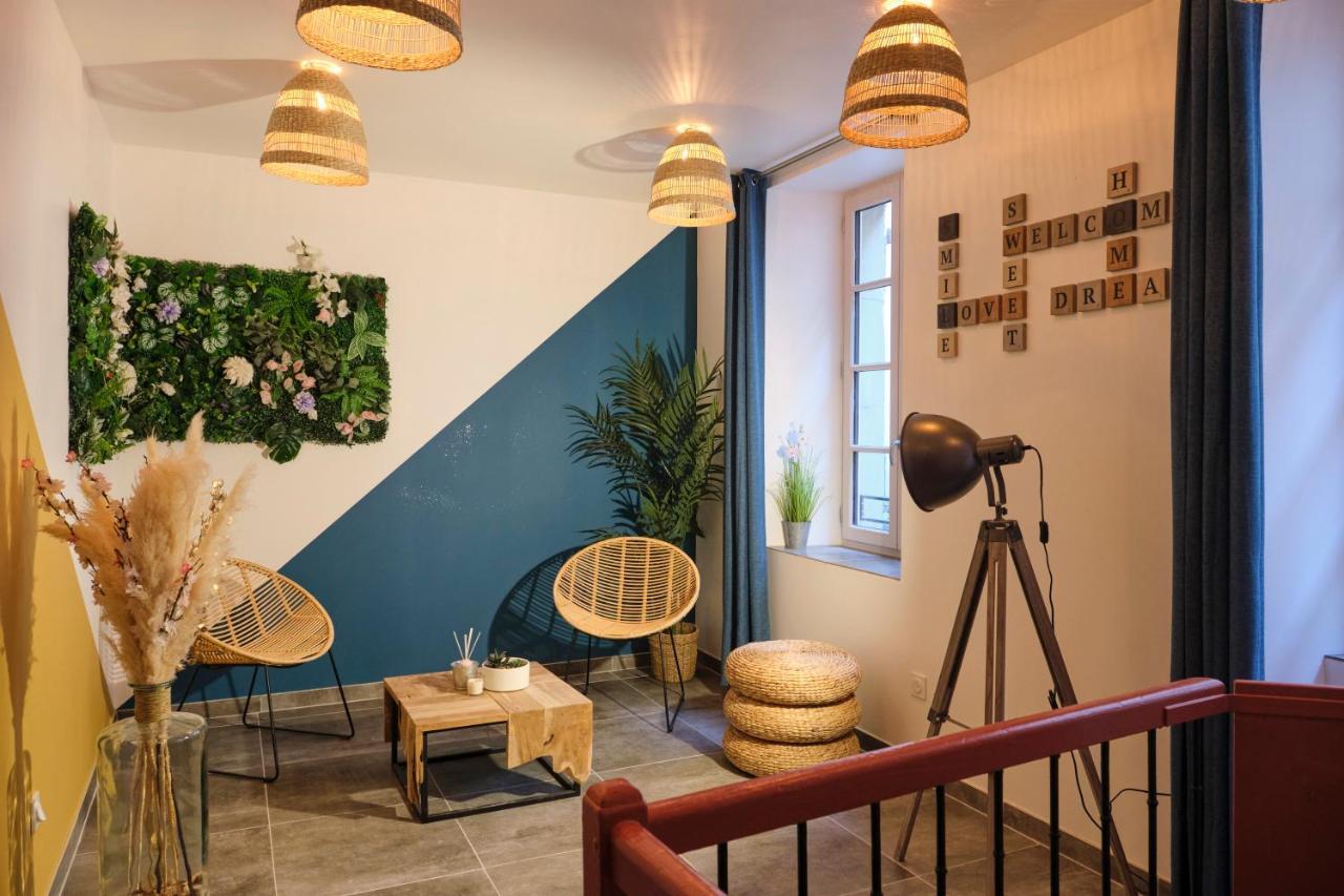 Place Carnot - Studio Tout Equipe Avec Jacuzzi Proche Toutes Commodites Carcassonne Exterior photo