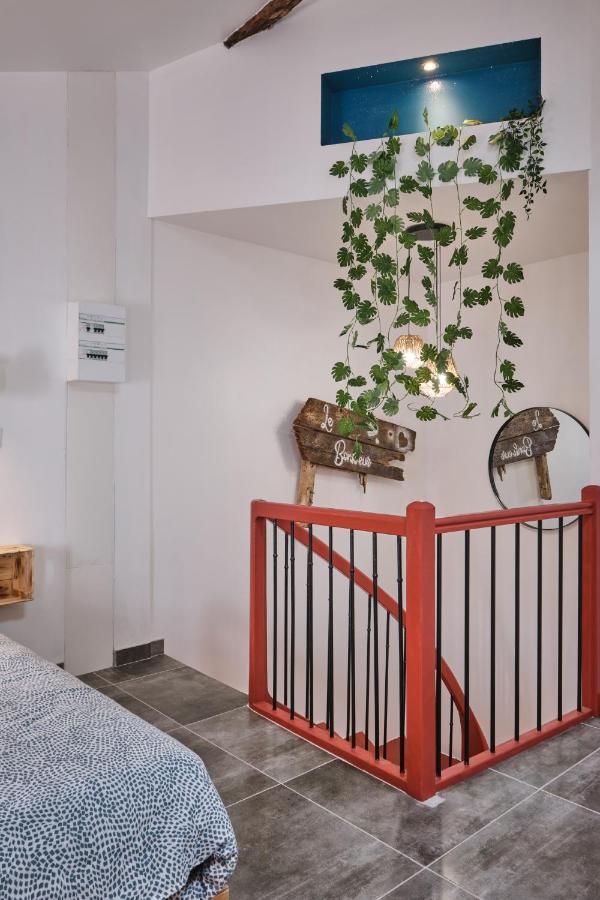 Place Carnot - Studio Tout Equipe Avec Jacuzzi Proche Toutes Commodites Carcassonne Exterior photo